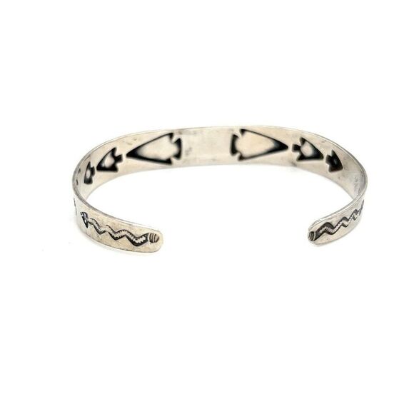 Single Turquoise Cuff - Picture 5 of 10